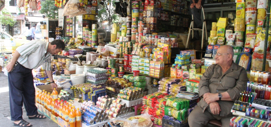 "ليس من اختصاصها" محافظ حمص يمنع دوريات الجمارك من دخول الأسواق