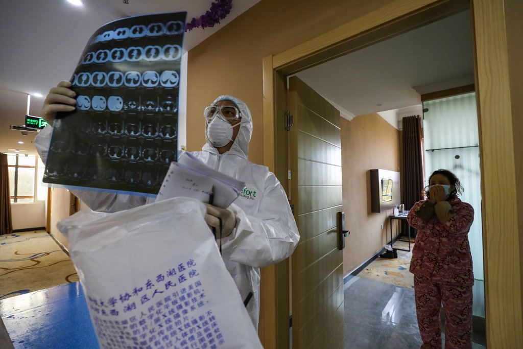 فيروس كورونا ووهان: الإصابات تفوق 30 ألفاً والوفيات 636 حالة