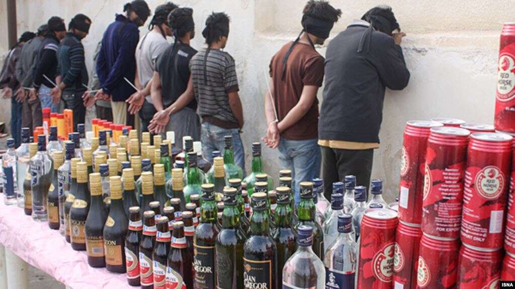 الكحول المغشوشة تحصد مزيداً من الضحايا في إيران