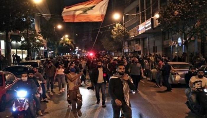 عودة المظاهرات إلى لبنان بعد تخفيف قيود العزل العام