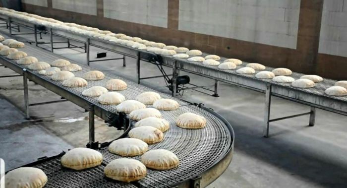 مدير المخابز: بيع الخبز عبر البطاقة الذكية قد يوفر 20% من الدقيق