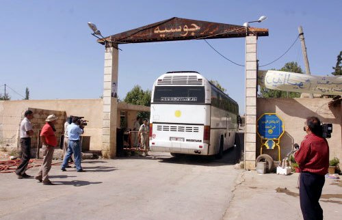 حركة المسافرين بين سوريا ولبنان متوقفة منذ 23 آذار الماضي