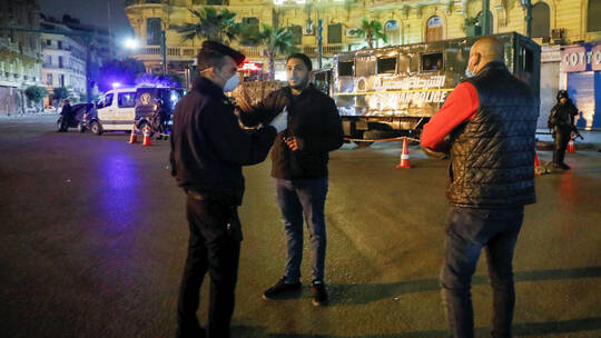 مصر.. تفاصيل قتل شاب لوالده ذبحاً