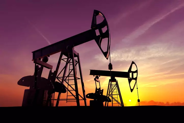 شركة النفط الفنزويلية تستأنف إنتاج البنزين في مصفاة كاردون