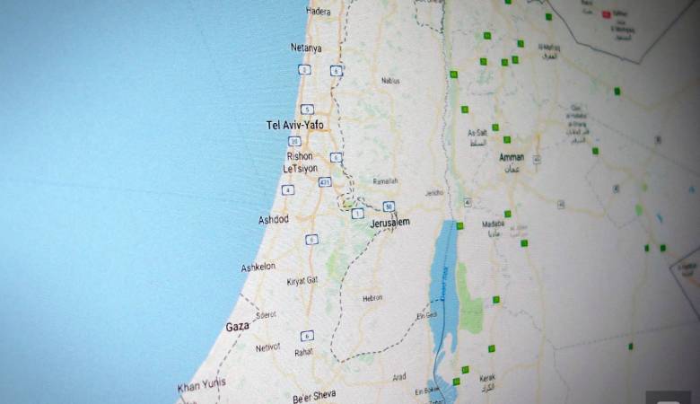 "غوغل" و"أبل" يحذفان دولة فلسطين من خرائطهما
