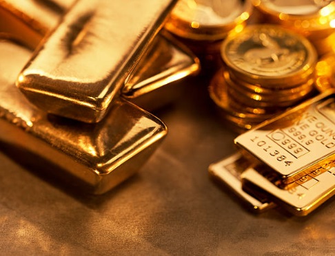 أسعار الذهب تتراجع بعد انتعاش الدولار