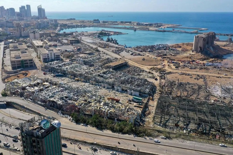 اقتصادي يحذّر: الأثر النفسي لانفجار ميناء بيروت سيكون أكبر على سوريا من الأثر الاقتصادي