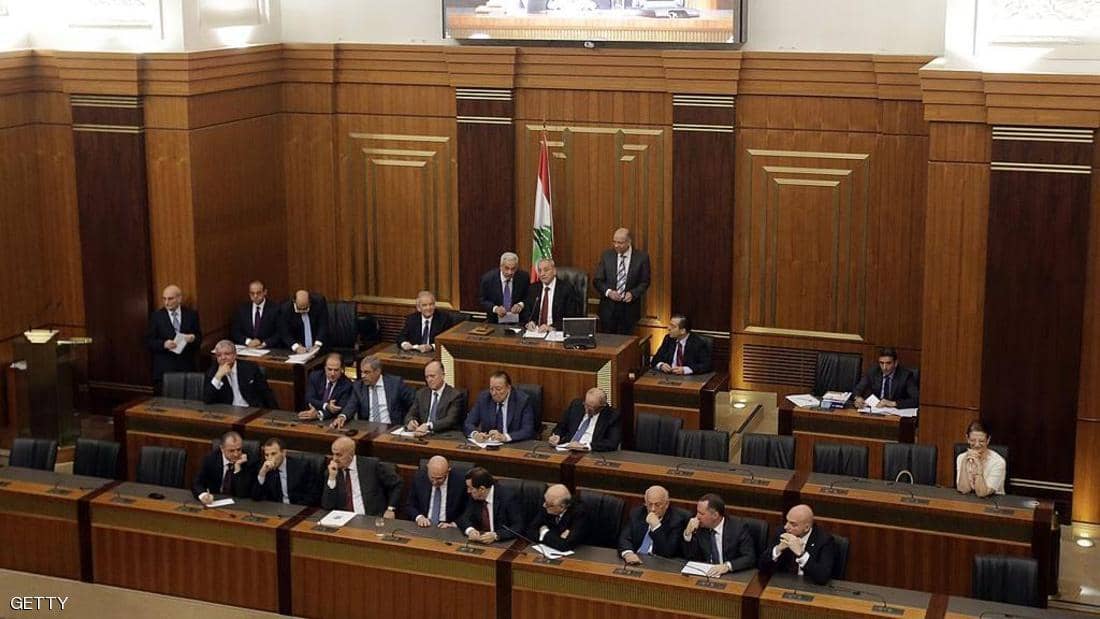 مجلس النواب اللبناني يقر الطوارئ في بيروت