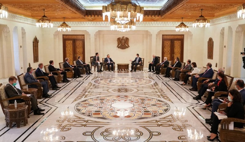 "الرئيس الأسد في لقاء مع نائب رئيس وزراء روسيا" سوريا مهتمة بنجاح الاستثمارات الروسية