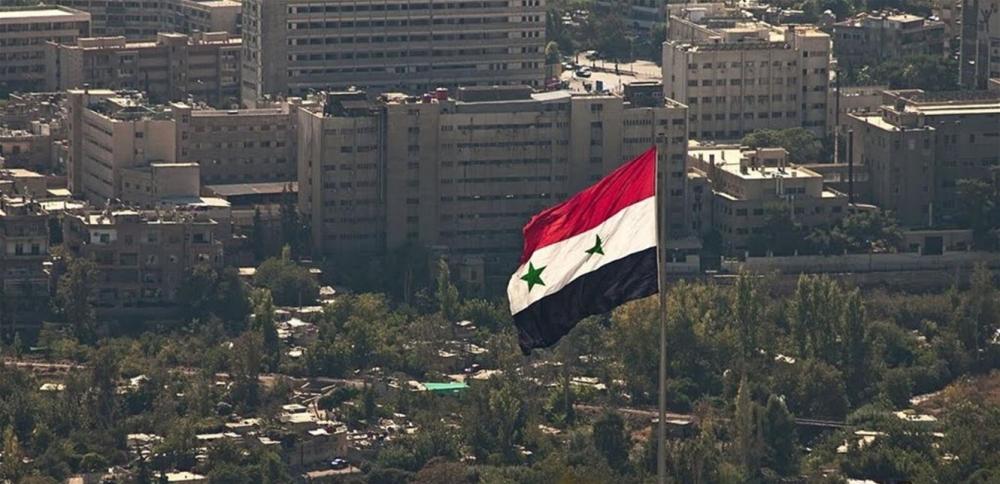 الإعلان عن أول دولة خليجية تعيّن “سفيراً فوق العادة” لدى سوريا بشكل رسمي..