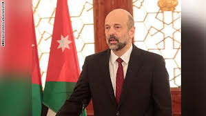 رئيس وزراء الأردن يدعو شعبه الاستعداد لسيناريو سيء..