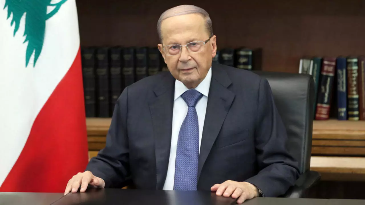 الرئيس اللبناني يوقع قانوناً لتعويض ضحايا انفجار مرفأ بيروت