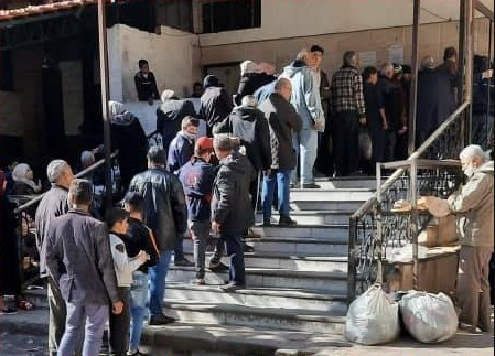 وزارة التجارة الداخلية: تراجع ملحوظ لظاهرة الازدحام على أفران الخبز بدمشق بعد تنفيذ سلسلة من الإجراءات (صور)