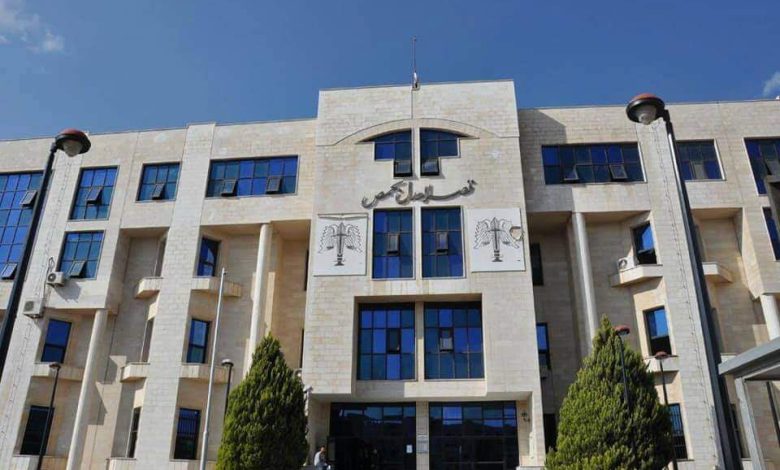 مسلحون يطلقون النار على محامٍ قرب القصر العدلي بحمص