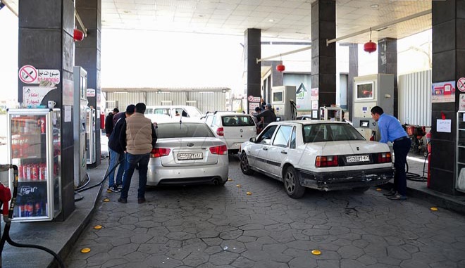 وزارة النفط : تطبيق نظام الرسائل في توزيع مادتي البنزين والمازوت الحر اعتباراً من الأحد