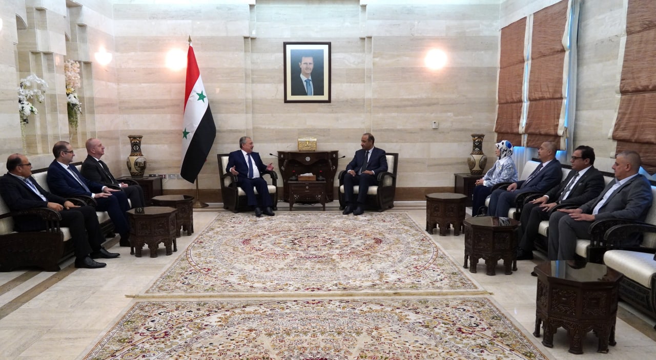 عرنوس يلتقي وزير السياحة والثقافة والآثار العراقي و يشدد على أهمية التعاون السوري العراقي في المحافل الدولية