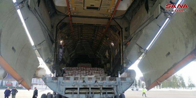 وصول طائرة مساعدات ليبية إلى مطار اللاذقية الدولي
