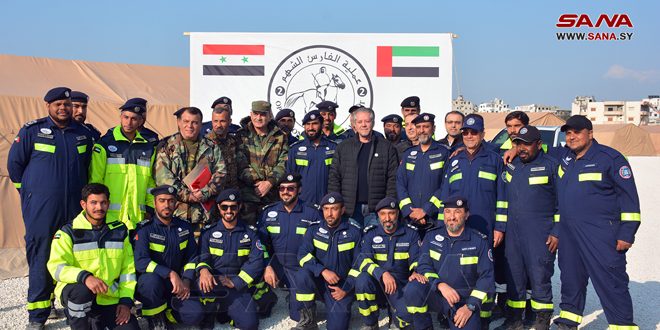 الفريق الإماراتي للبحث والإنقاذ ينهي مهامه في اللاذقية ويسلم تجهيزات ومعدات الإنقاذ لفرق الدفاع المدني (صور)