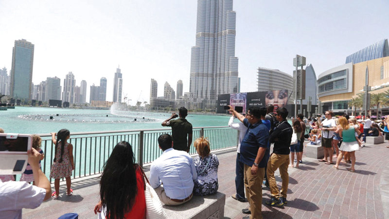 الإمارات تتيح تأشيرة سياحة عائلية لمدة  5 سنوات لجميع الجنسيات