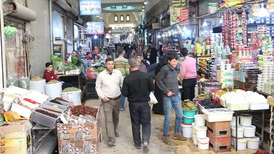 غرفة تجارة دمشق : ارتفاع اسعار السلع سيستمر.. "المالية" و "حماية المستهلك" يتفقان على التاجر