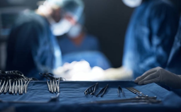 برلين: طبيبان أجريا أكثر من 1000 عملية جراحية كاذبة