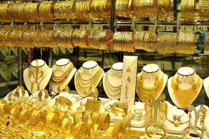 سعر غرام الذهب ينخفض 5 آلاف ليرة محلياً
