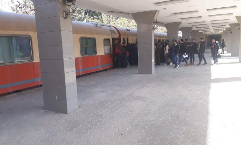 تسيير رحلة إضافية بالقطار لنقل الركاب بين طرطوس واللاذقية