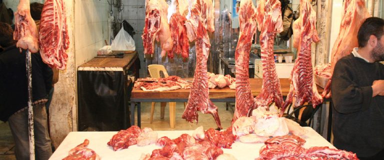 جمعية اللحامين بدمشق : الطلب على لحم العجول أكثر من الأغنام وذبح إناث الخراف ممنوع إلا بحالات استثنائية