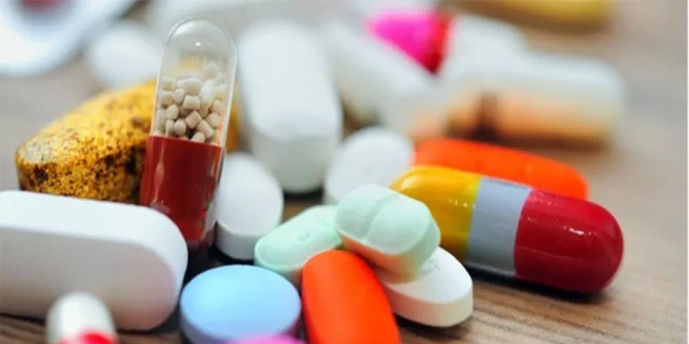 صحيفة محلية تتوقع رفع سعر الأدوية خلال الفترة القريبة القادمة