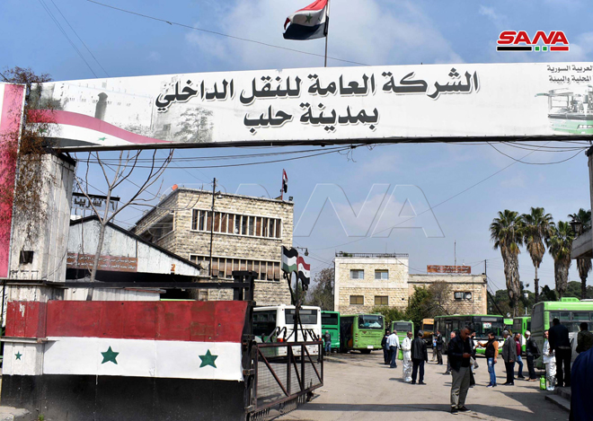 تعقيم المدينة الجامعية وباصات النقل الداخلي في حلب في حملة احترازية ضد فيروس كورونا