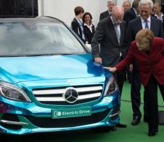 "ألمانيا" سنصبح أبطال العالم بصناعة السيارات الصديقة للبيئة