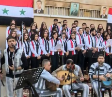 جوقة الفرح تغني في سجن دمشق المركزي