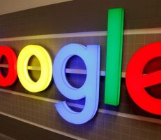 "فرنسا" تفرض غرامة ضخمة على غوغل بسبب الإعلانات