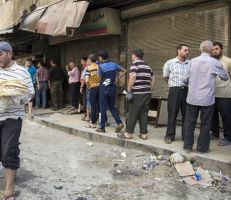 في ريف دمشق: توزيع الخبز عبر البطاقة الذكية لمرة واحدة بهدف إحصاء العائلات