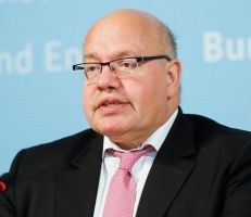 ألمانيا: وزير الاقتصاد  يرى أن الانتعاش الاقتصادي سيبدأ في تشرين الأول