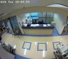 لقطات مؤلمة من مستشفى “سان جورج” لحظة وقوع انفجار بيروت (فيديو)