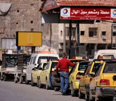 تراجع كميات البنزين الواردة إلى حلب: بيع المادة اليوم للسيارات العامة فقط