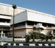 أول اتفاق قانوني بين قسم المكتبات بجامعة دمشق ومكتبة الأسد