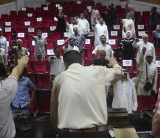 رؤساء وأعضاء لجان المراكز الانتخابية بدير الزور يؤدون اليمين القانونية