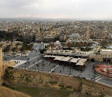 قرار تحديد أوقات فتح وإغلاق الفعاليات يصل حلب .. وسؤال من الأهالي من باب الفضول لا أكثر!