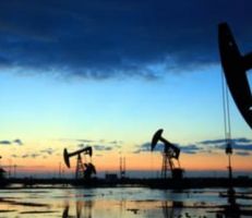 أسعار النفط ترتفع واحد في المئة بسبب الخوف من نقص المعروض