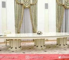 سر الطاولة الطويلة ينكشف.. ما الأمر الذي رفضه ماكرون قبل لقاء بوتين
