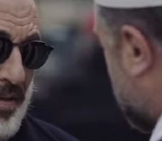 غسان مسعود غير راضٍ عن وضع اسمه في شارة “مع وقف التنفيذ” (فيديو)