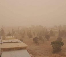 عاصفة غبارية تضرب محافظة ديرالزور