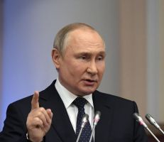 تأجيل كلمة بوتين في منتدى بطرسبورغ الاقتصادي بسبب هجمات سيبرانية