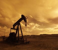 أسعار النفط تتراجع لليوم الثاني وسط مخاوف من حدوث ركود في الولايات المتحدة