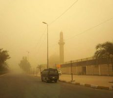 عاصفة ترابية في العراق تخلّف مئات حالات الاختناق وتعطل مطار بغداد