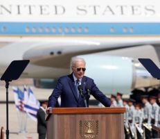 الرئيس الأمريكي يعد من "إسرائيل" بـ"تعزيز العلاقات على نحو أكبر"
