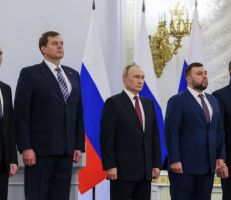 بوتين يوقع وثيقة ضم 4 مقاطعات أوكرانية إلى روسيا