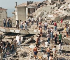 انتشال أحياء من تحت الأنقاض في تركيا مع تجاوز عدد قتلى الزلزال 40 ألفا
